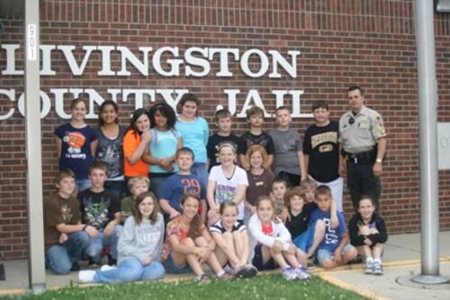 School tour of sheriff's office